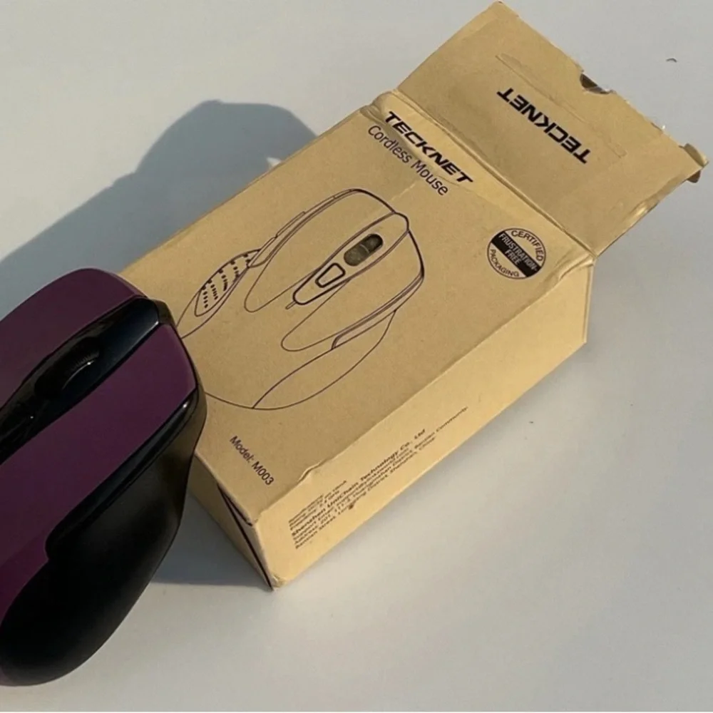 TeckNet Purple and Black Wireless Mouse